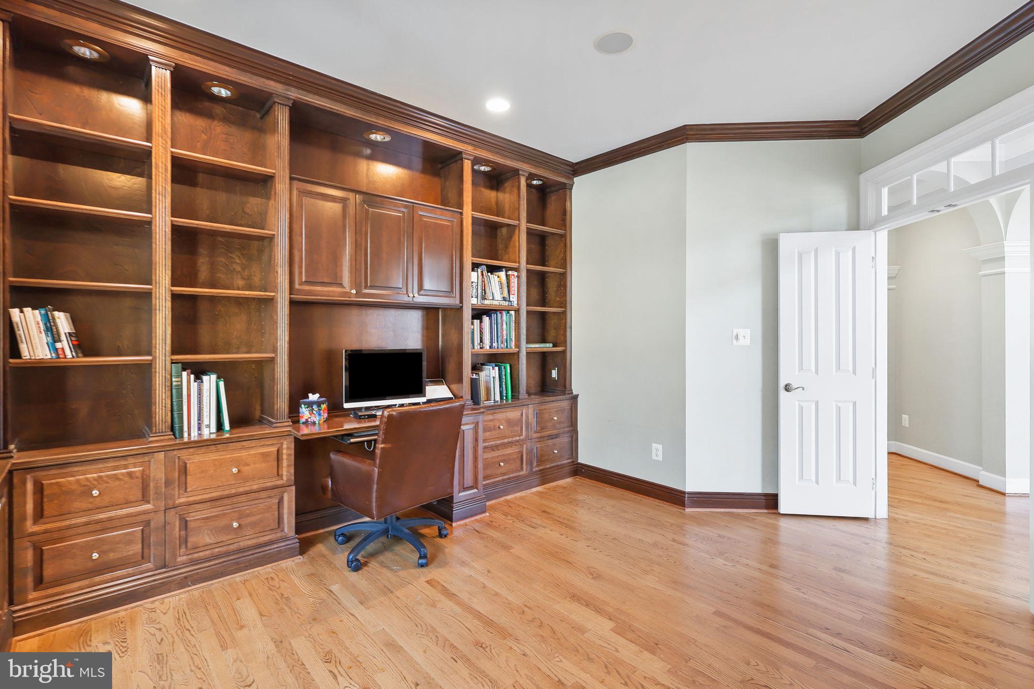 1452 Carrington Ridge Lane Vienna, VA 22182 - Photo 15 of 76