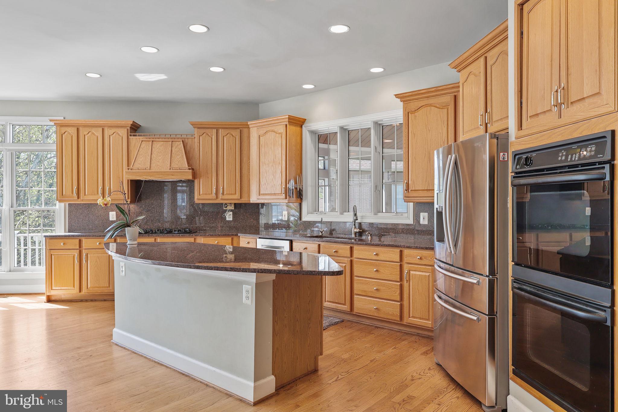 1452 Carrington Ridge Lane Vienna, VA 22182 - Photo 17 of 76