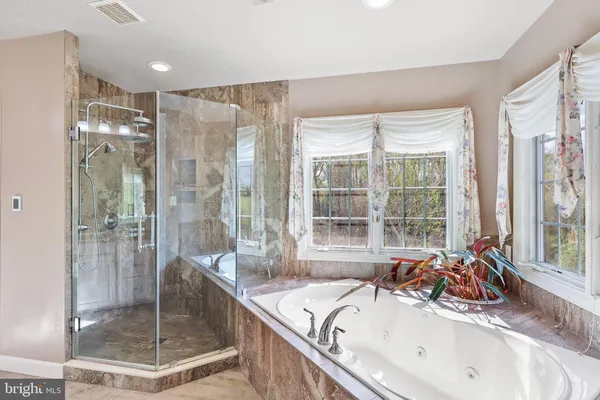 $2,025,000 | 1452 Carrington Ridge Lane, Vienna, VA 22182