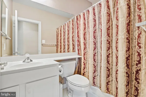 $2,025,000 | 1452 Carrington Ridge Lane, Vienna, VA 22182