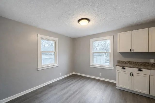 $145,000 | 1330 East Main Street, Kalamazoo, MI 49048