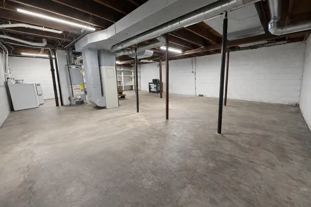 $145,000 | 1330 East Main Street, Kalamazoo, MI 49048