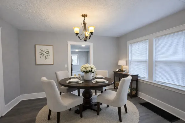 $145,000 | 1330 East Main Street, Kalamazoo, MI 49048