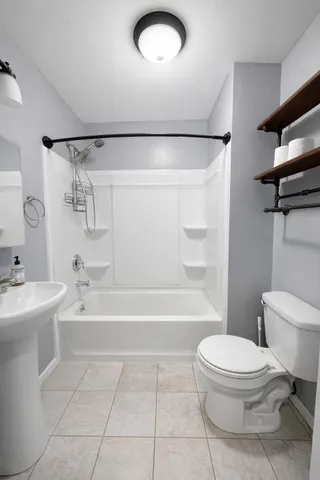 $145,000 | 1330 East Main Street, Kalamazoo, MI 49048