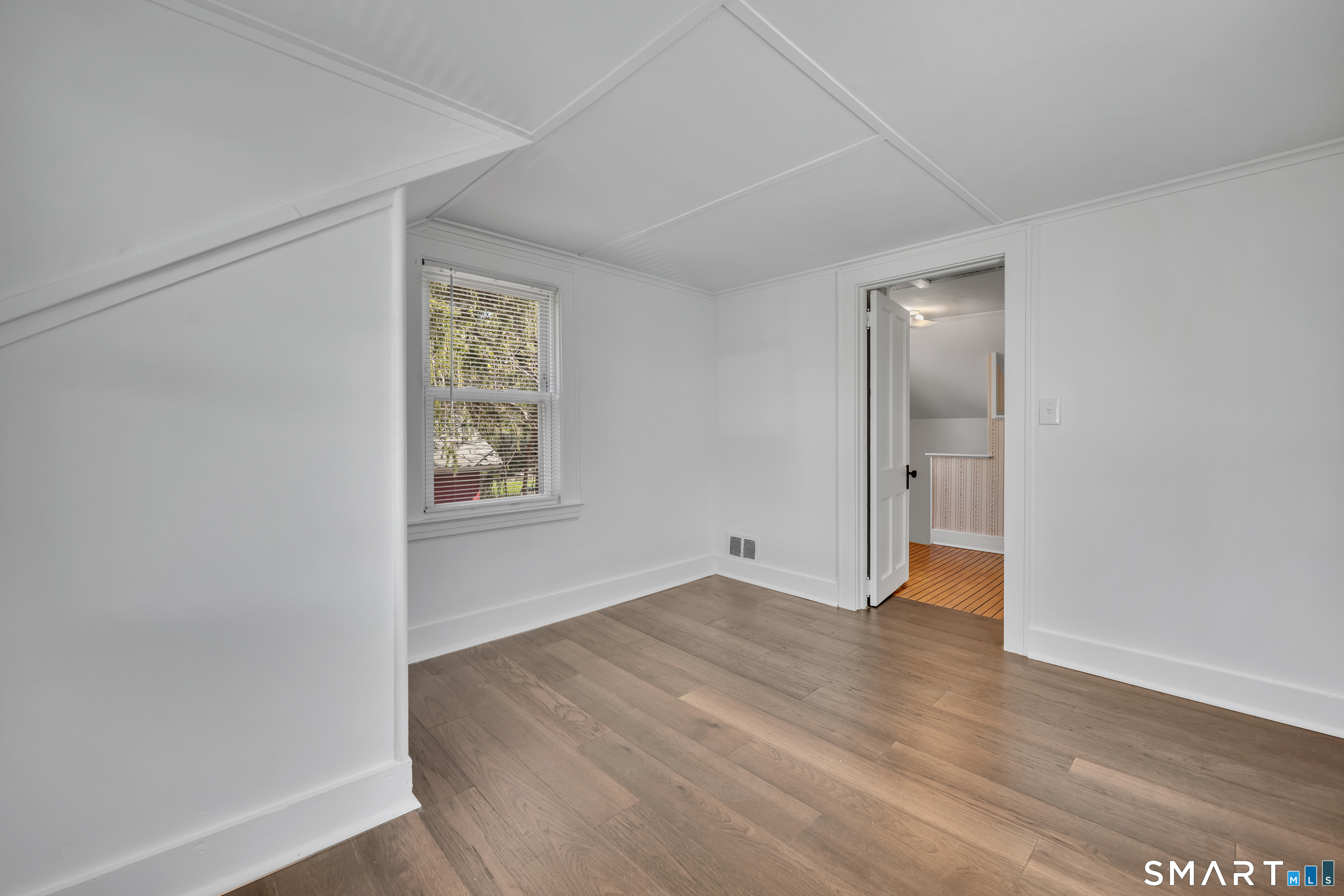 385 Main Street Durham, CT 06422 - Photo 21 of 31