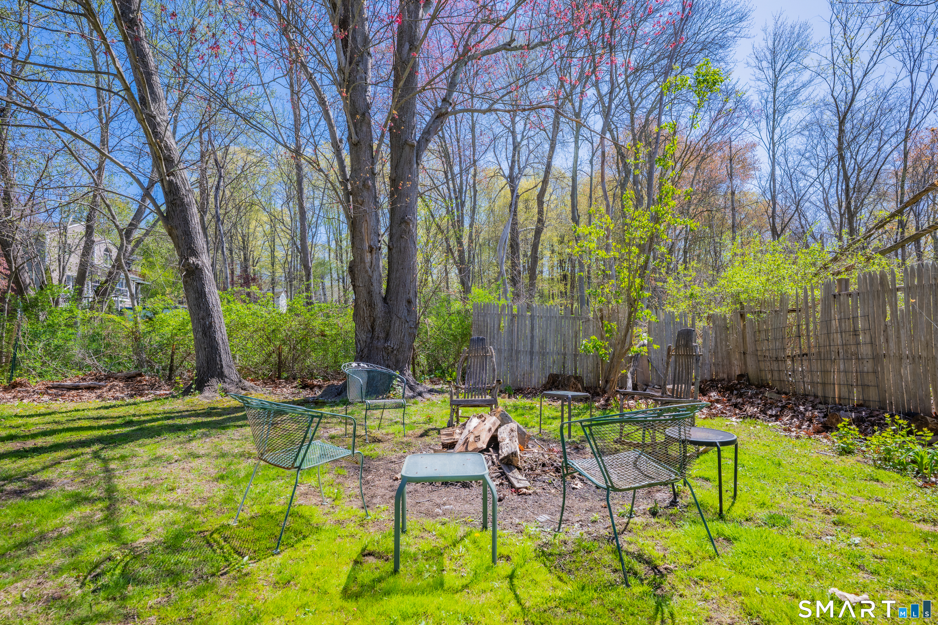 385 Main Street Durham, CT 06422 - Photo 28 of 31
