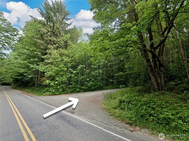 $135,000 | 5615 South Pass Road, Sumas, WA 98295