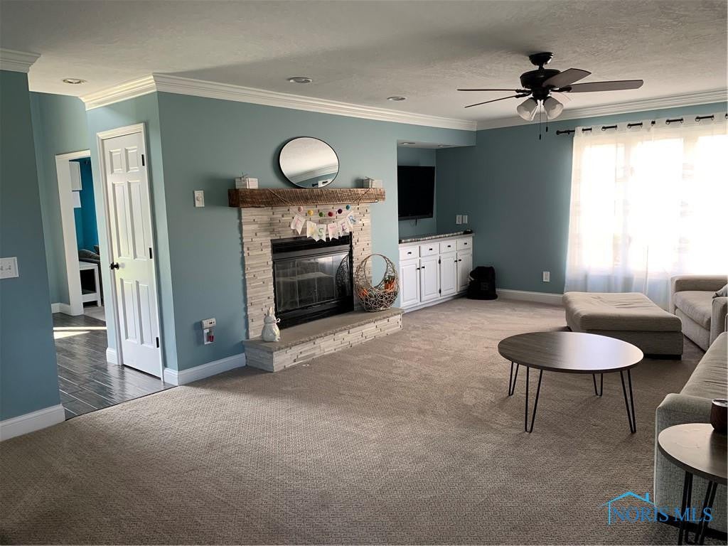 300 Rutledge Court Perrysburg, OH 43551 - Photo 2 of 37 Gallery Image 2