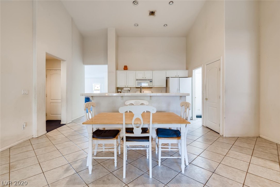 196 Ridge Crossing Avenue Henderson, NV 89002 - Photo 12 of 28 Gallery Image 12