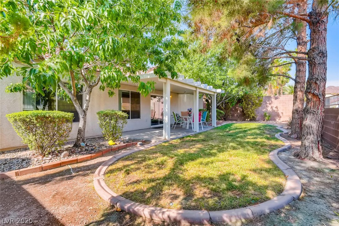 196 Ridge Crossing Avenue Henderson, NV 89002 - Photo 27 of 28 Gallery Image 27