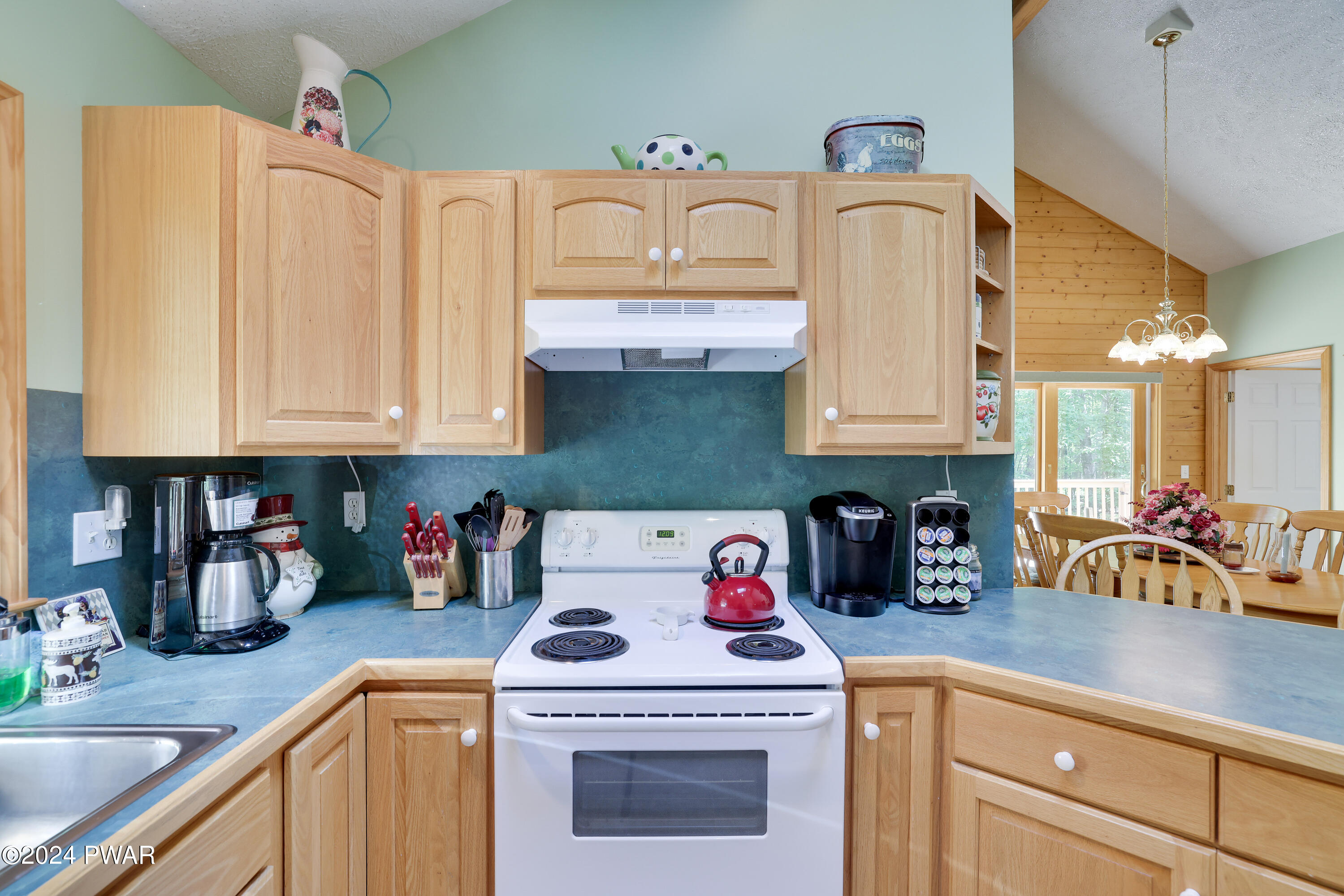 1379 Dewberry Drive Hawley, PA 18428 - Photo 22 of 57 RBR51590