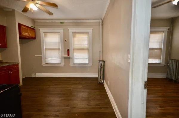 $2,290 | 899 South 18th Street, Unit 1, Newark, NJ 07108