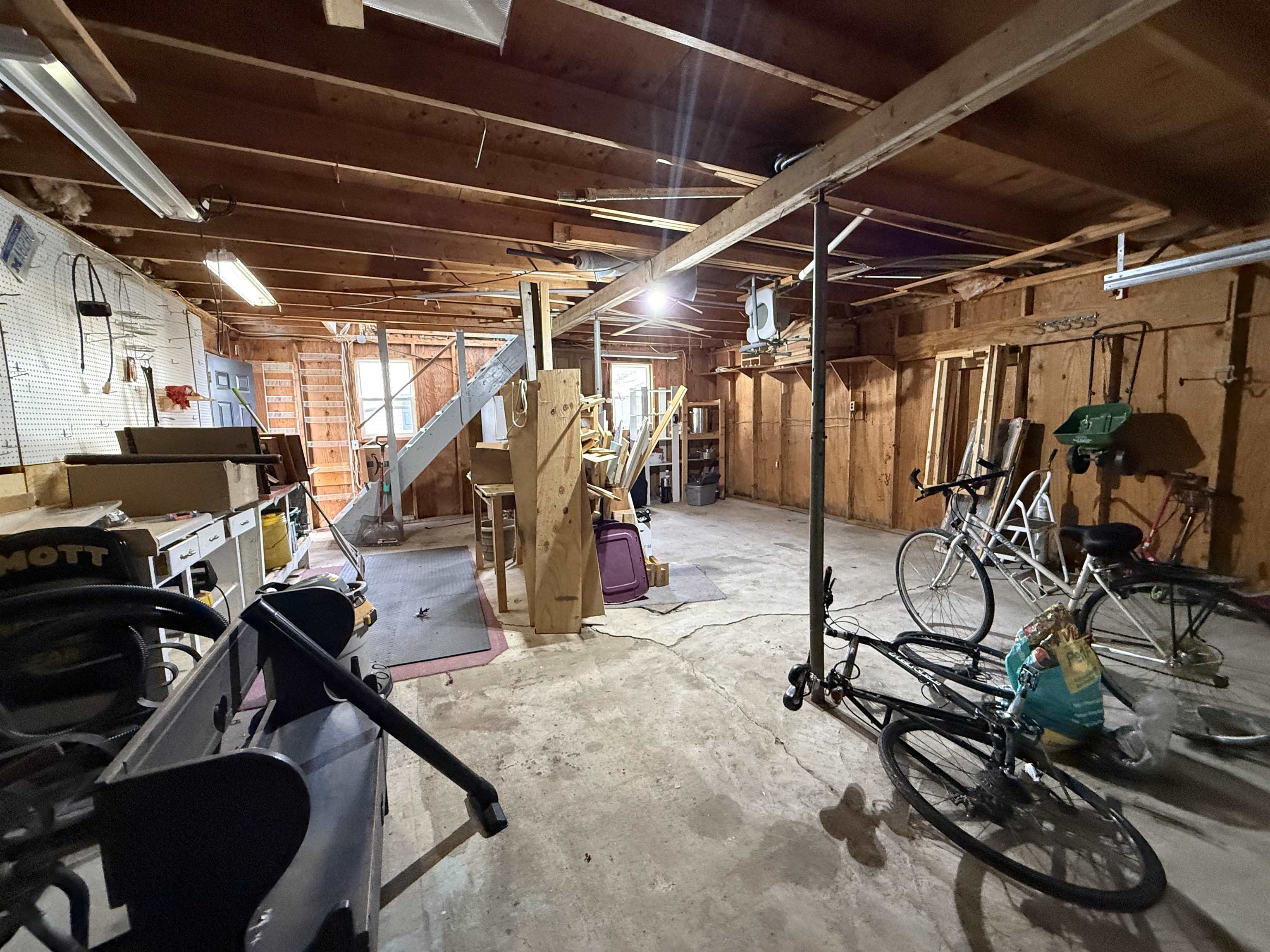 3216 Elnor Drive Gladwin, MI 48624 - Photo 37 of 48