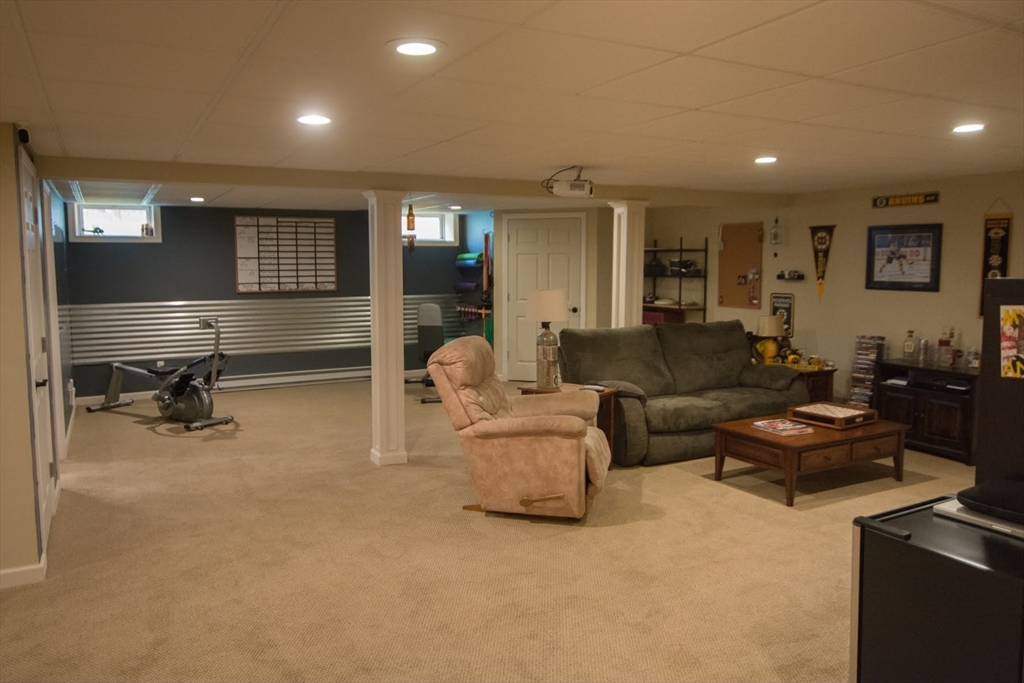 122 May Brook Road Holland, MA 01521 - Photo 31 of 42 Gallery Image 31