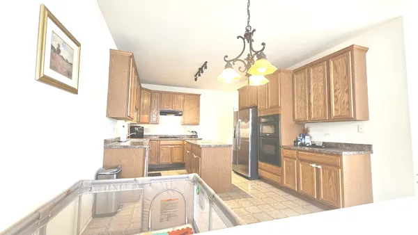 $2,950 | 1268 Bradley Circle, Elgin, IL 60120