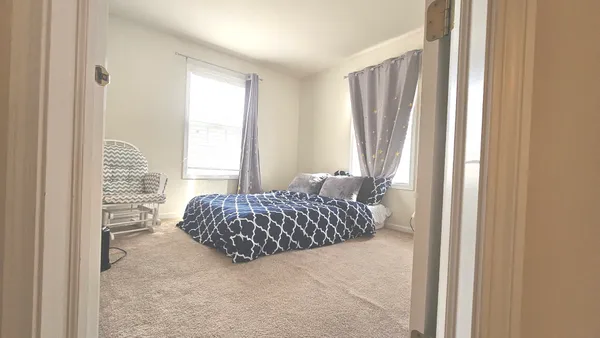 $2,950 | 1268 Bradley Circle, Elgin, IL 60120