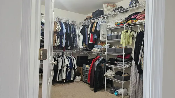 $2,950 | 1268 Bradley Circle, Elgin, IL 60120