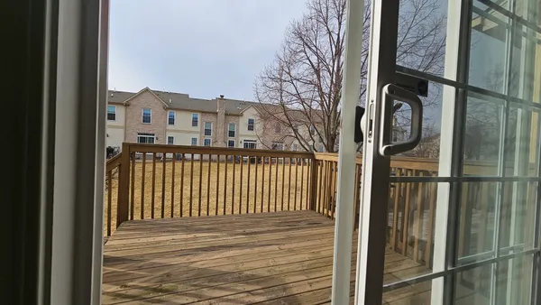 $2,950 | 1268 Bradley Circle, Elgin, IL 60120