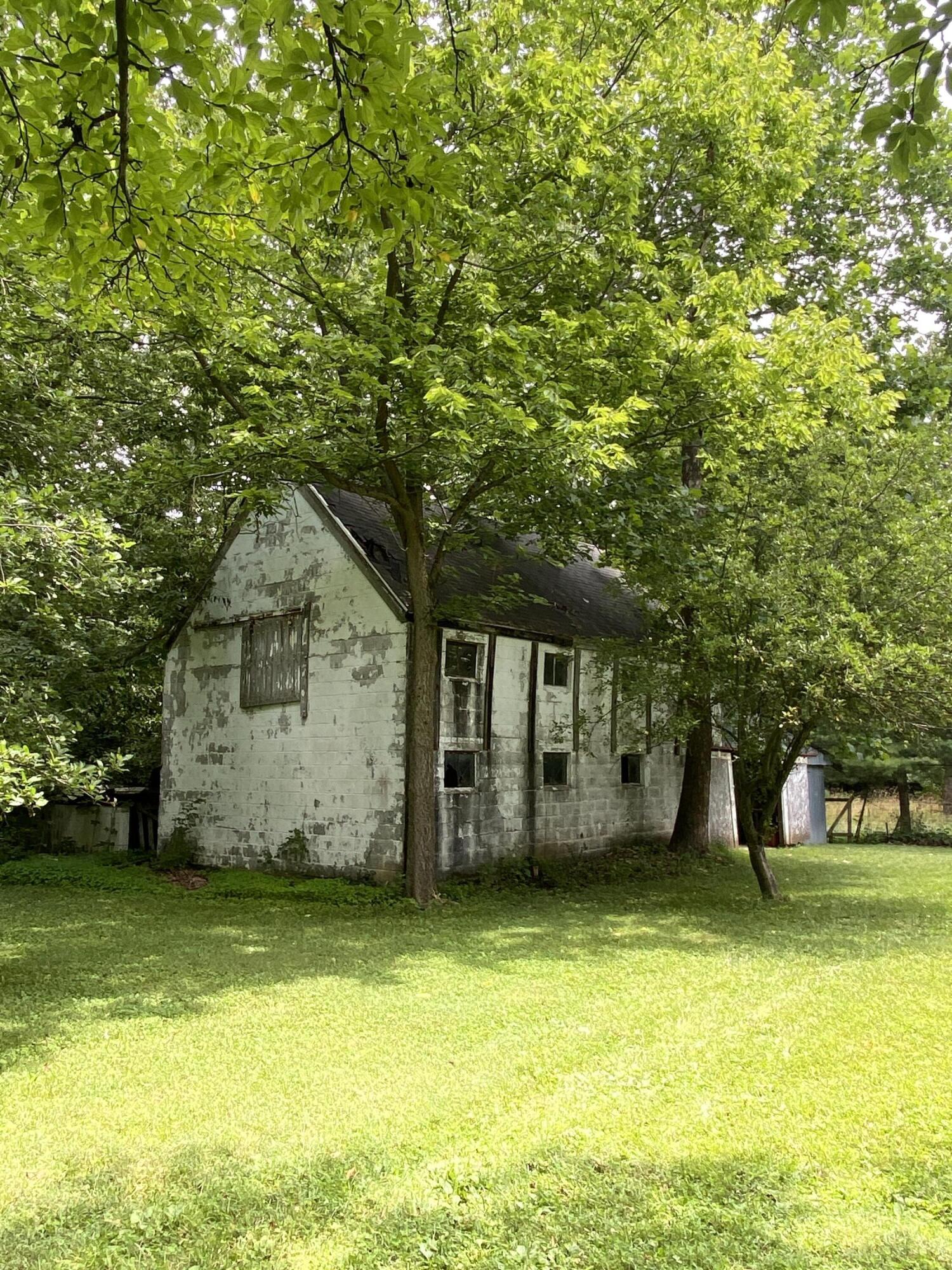 5186 Shank Road Dayton, OH 45417 - Photo 14 of 47