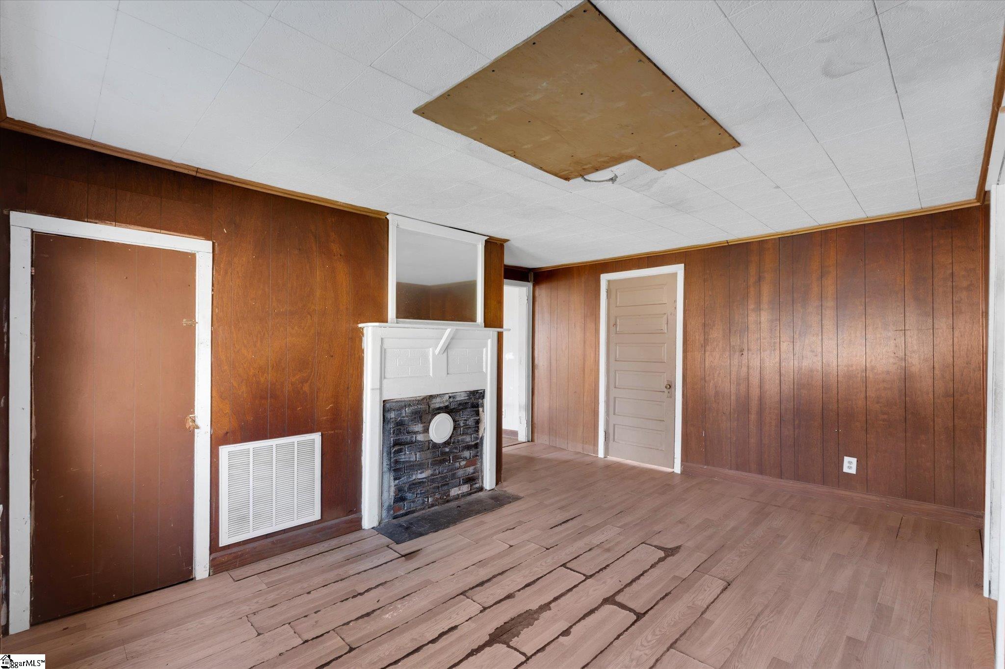705 Old Seneca Road Central, SC 29630 - Photo 16 of 26