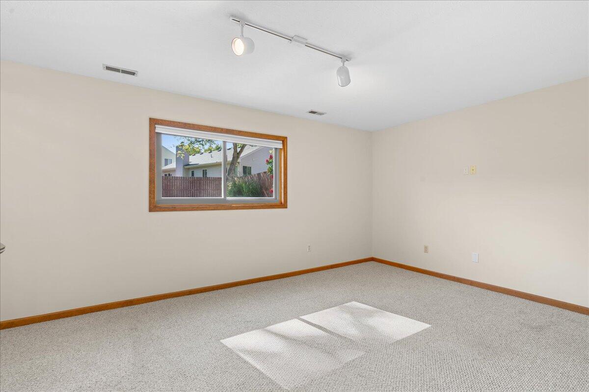 1277 Calumet Road Dewitt, MI 48820 - Photo 35 of 41 36-Media Jett-36