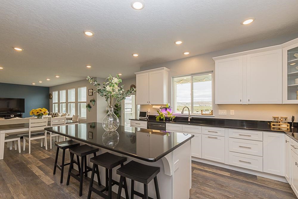 5717 Sun Ridge Drive Rock Springs, WY 82901 - Photo 17 of 48