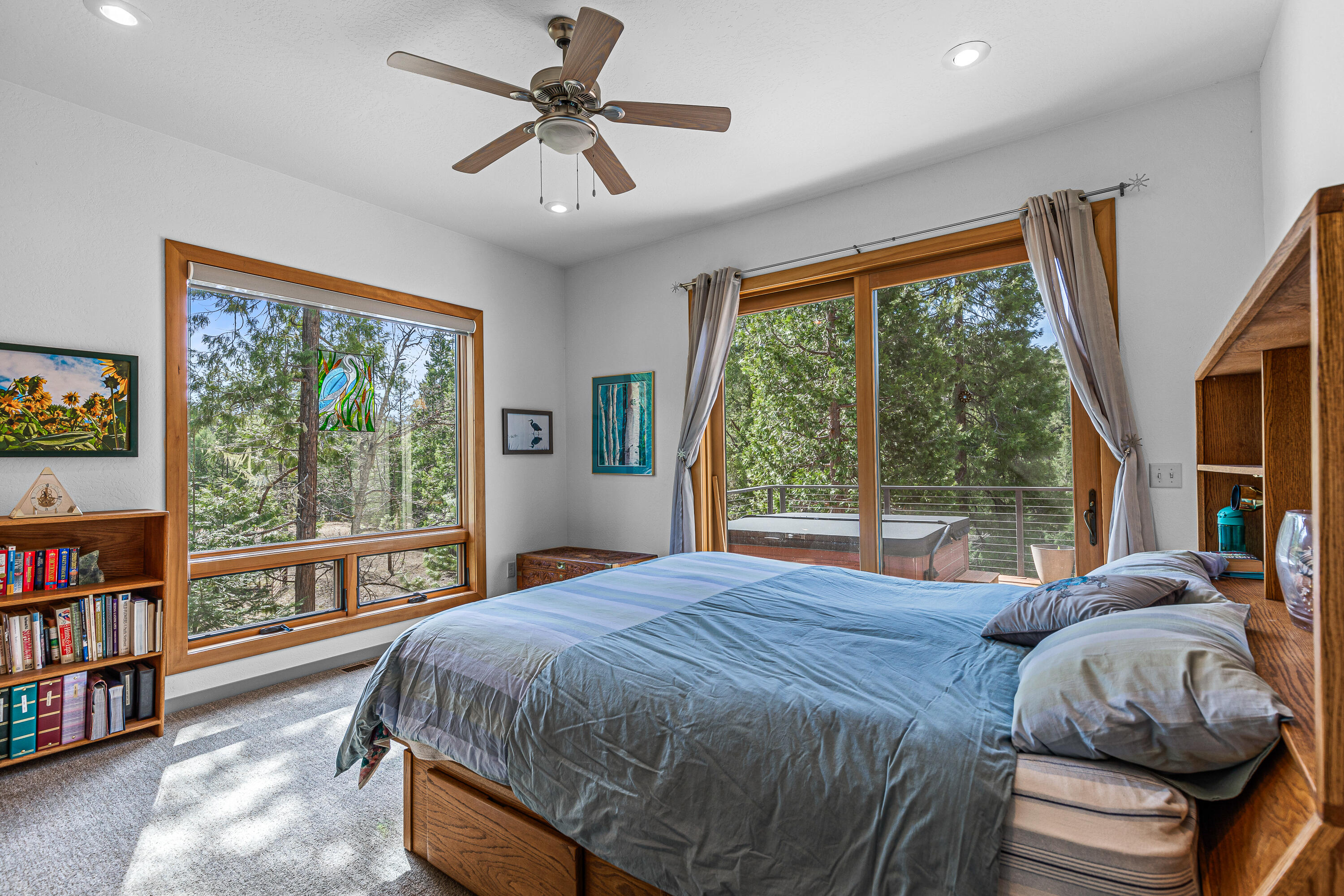 2455 Cobleigh Road Eagle Point, OR 97524 - Photo 24 of 63 9R9A5840