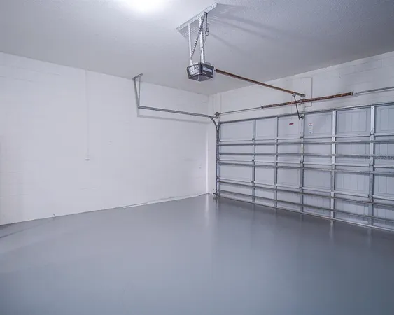 $2,400 | 10033 Moorshire Circle, Orlando, FL 32829