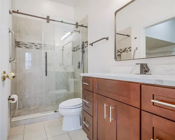 $2,400 | 10033 Moorshire Circle, Orlando, FL 32829