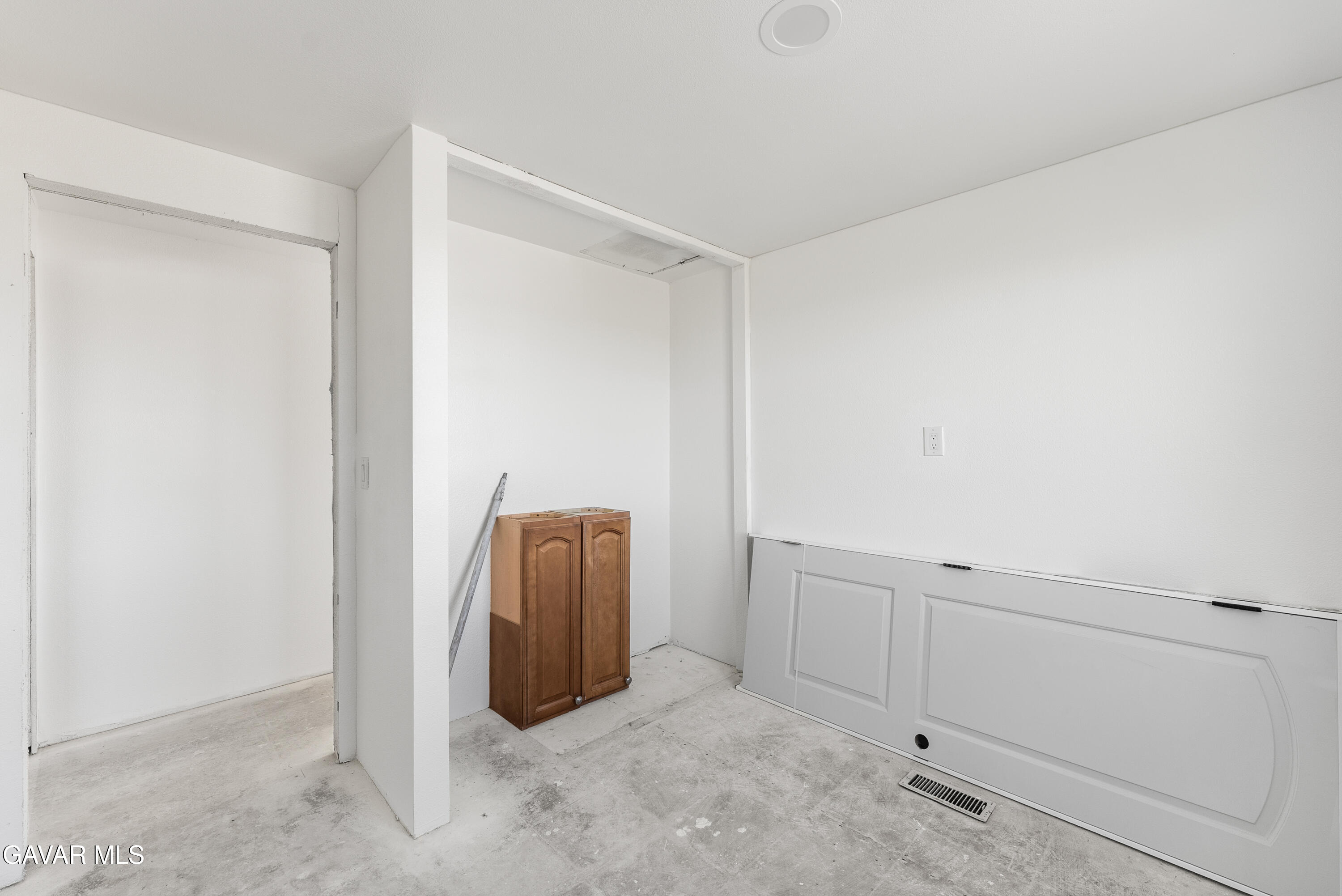 125 West Vic H14 Lancaster, CA 93536 - Photo 27 of 44 Lancaster Rd-29