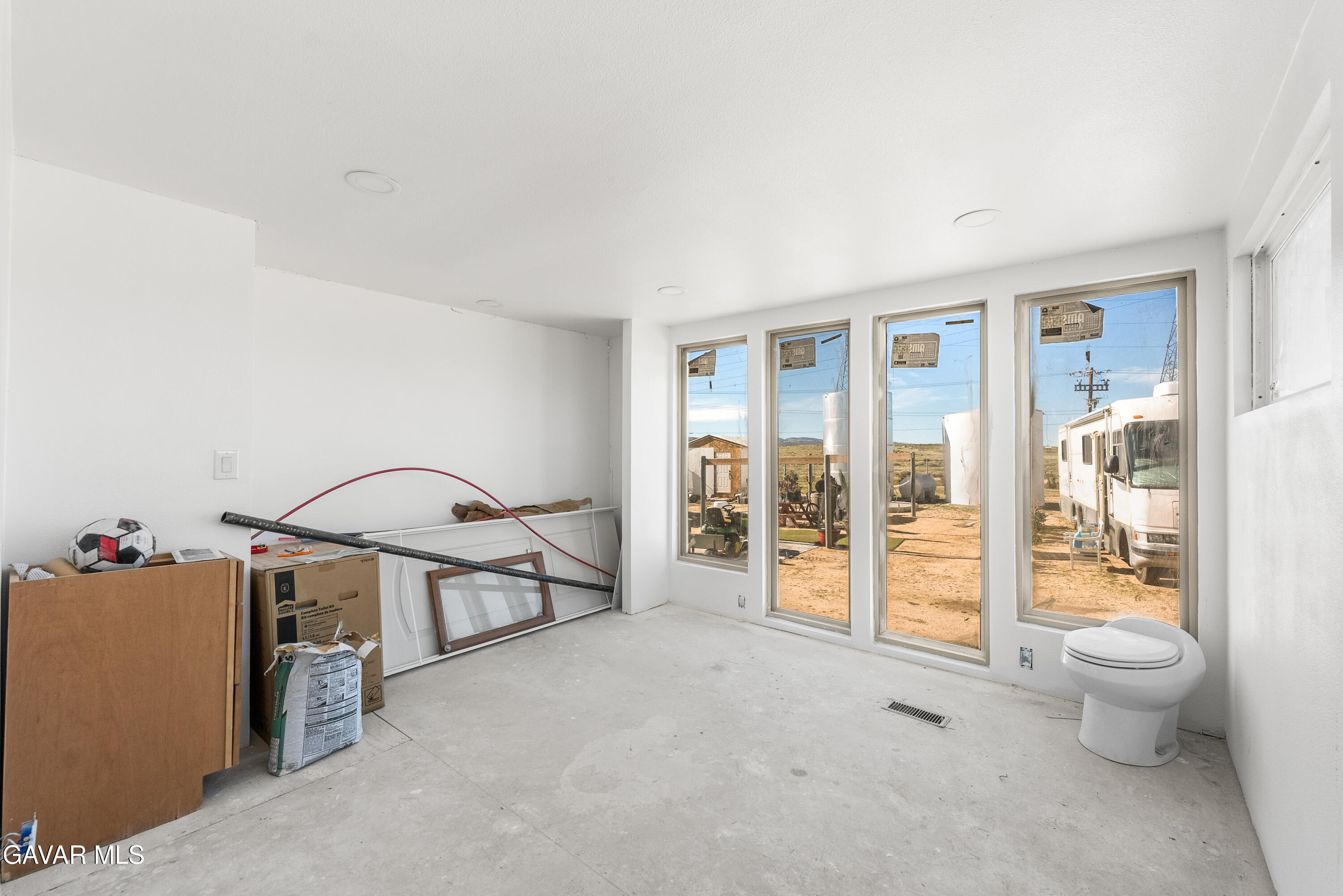 125 West Vic H14 Lancaster, CA 93536 - Photo 28 of 44 Lancaster Rd-30