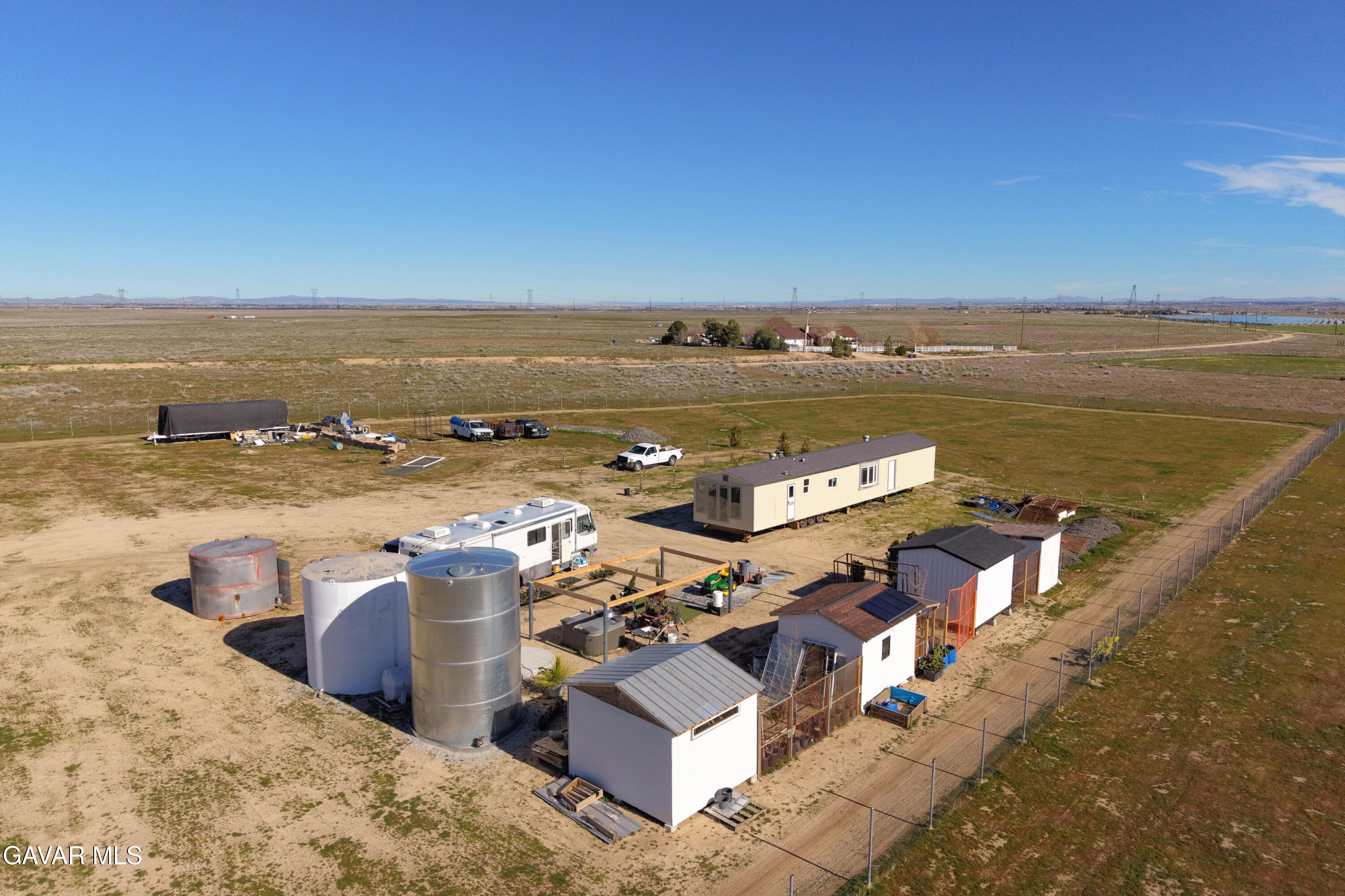 125 West Vic H14 Lancaster, CA 93536 - Photo 4 of 44 Lancaster Rd-10