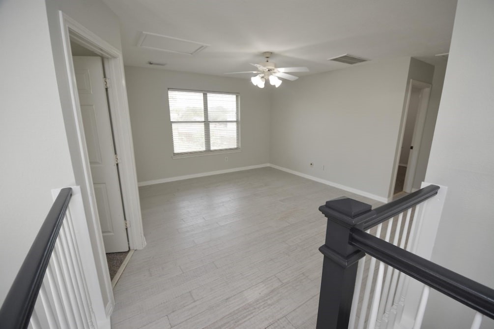 112 Glade Bridge Court Dickinson, TX 77539 - Photo 19 of 31