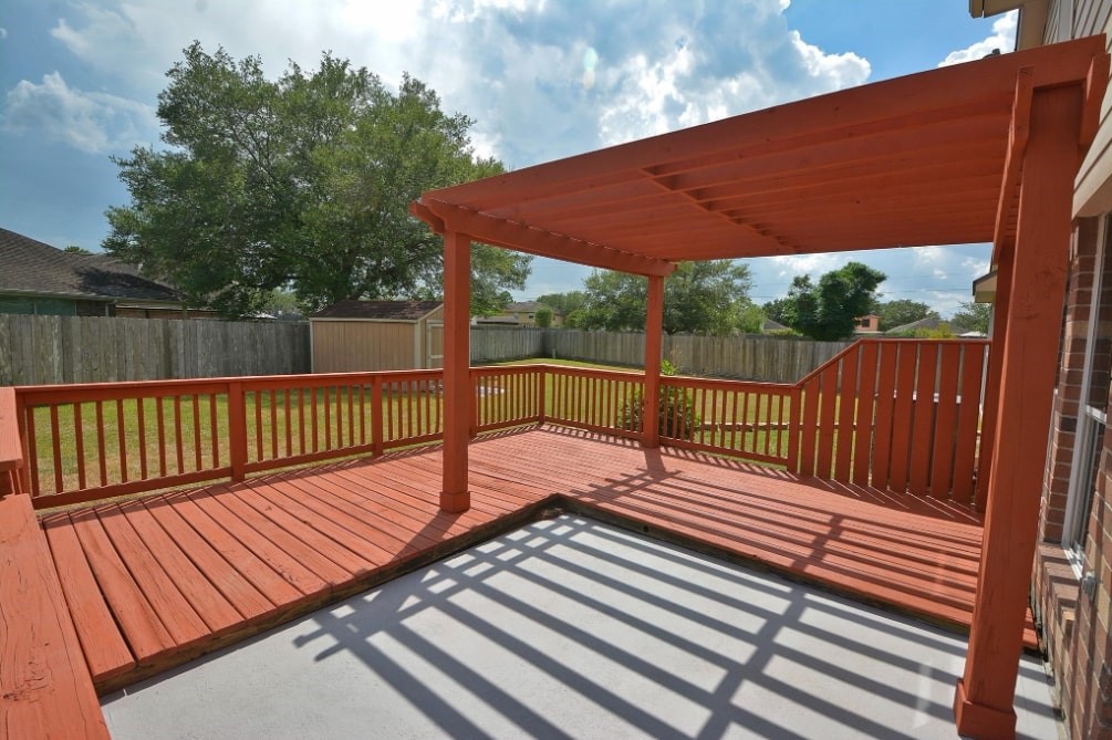 112 Glade Bridge Court Dickinson, TX 77539 - Photo 26 of 31