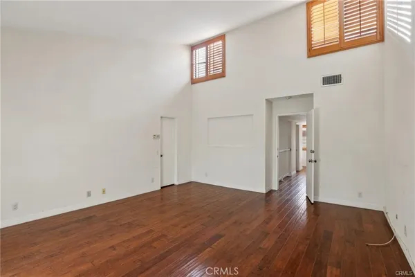 $5,300 | 3213 La Encina Way, Unit 28, Pasadena, CA 91107