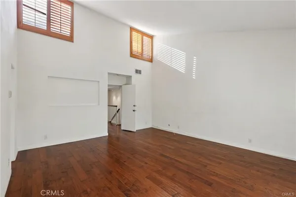 $5,300 | 3213 La Encina Way, Unit 28, Pasadena, CA 91107