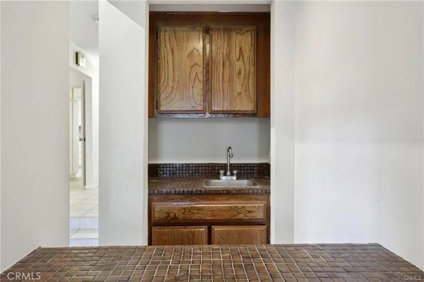 $5,300 | 3213 La Encina Way, Unit 28, Pasadena, CA 91107