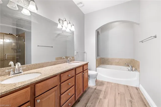 a view of walk in closet