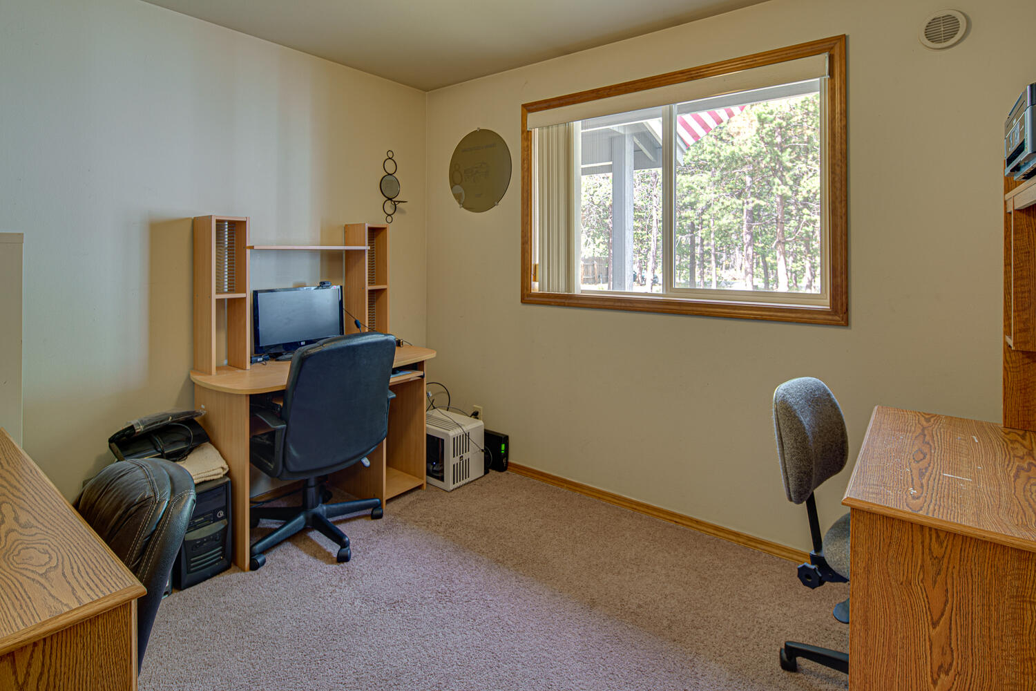 56256 Eider Road Bend, OR 97707 - Photo 11 of 29 56256-052