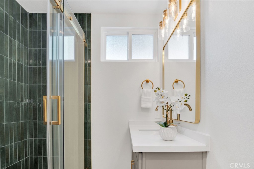 34511 Calle Monte Dana Point, CA 92624 - Photo 17 of 39 main floor bathroom