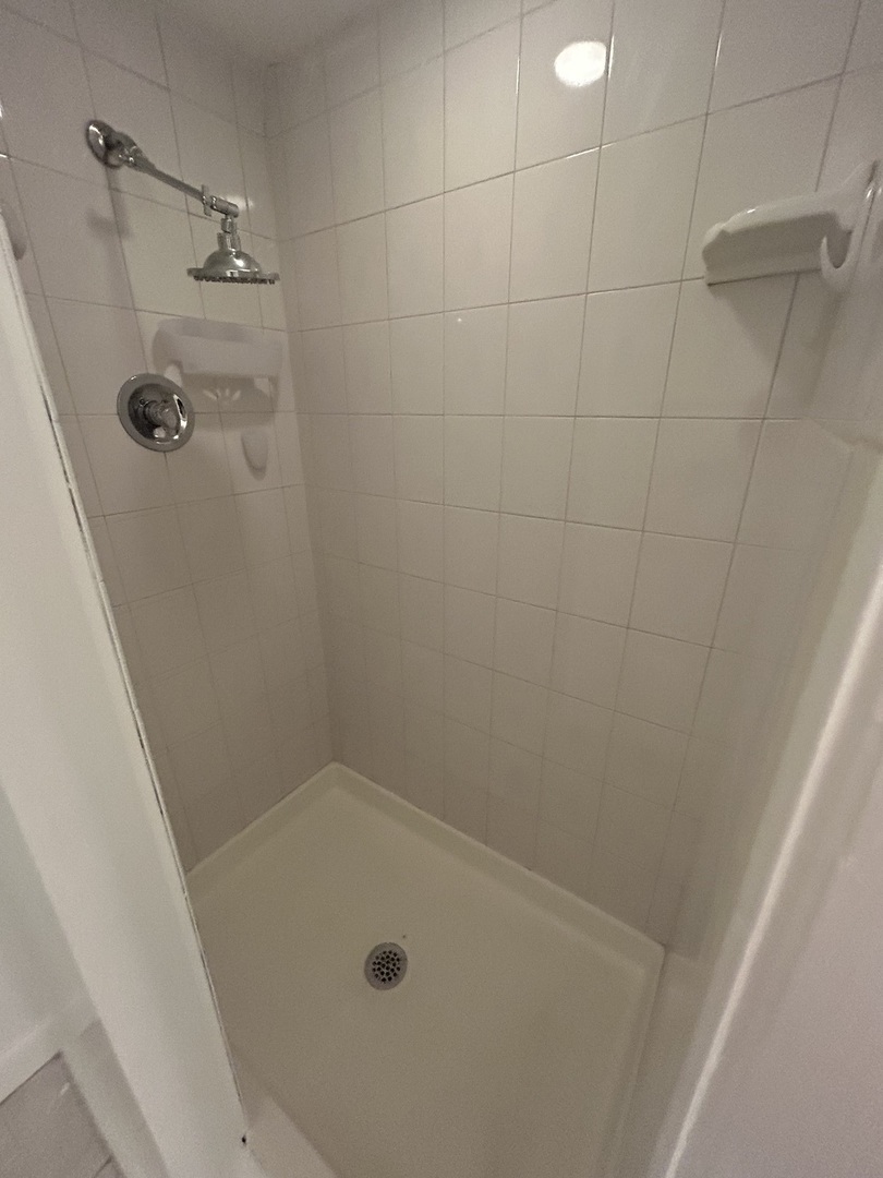 1317 North Mitchell Avenue Arlington Heights, IL 60004 - Photo 16 of 16 a view of a small space