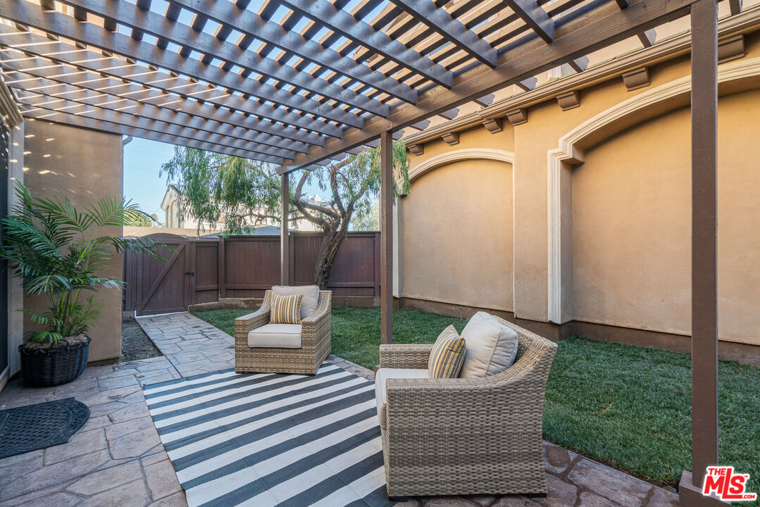 2018 Ruhland Avenue, Unit A Redondo Beach, CA 90278 - Photo 4 of 24 Gallery Image 4