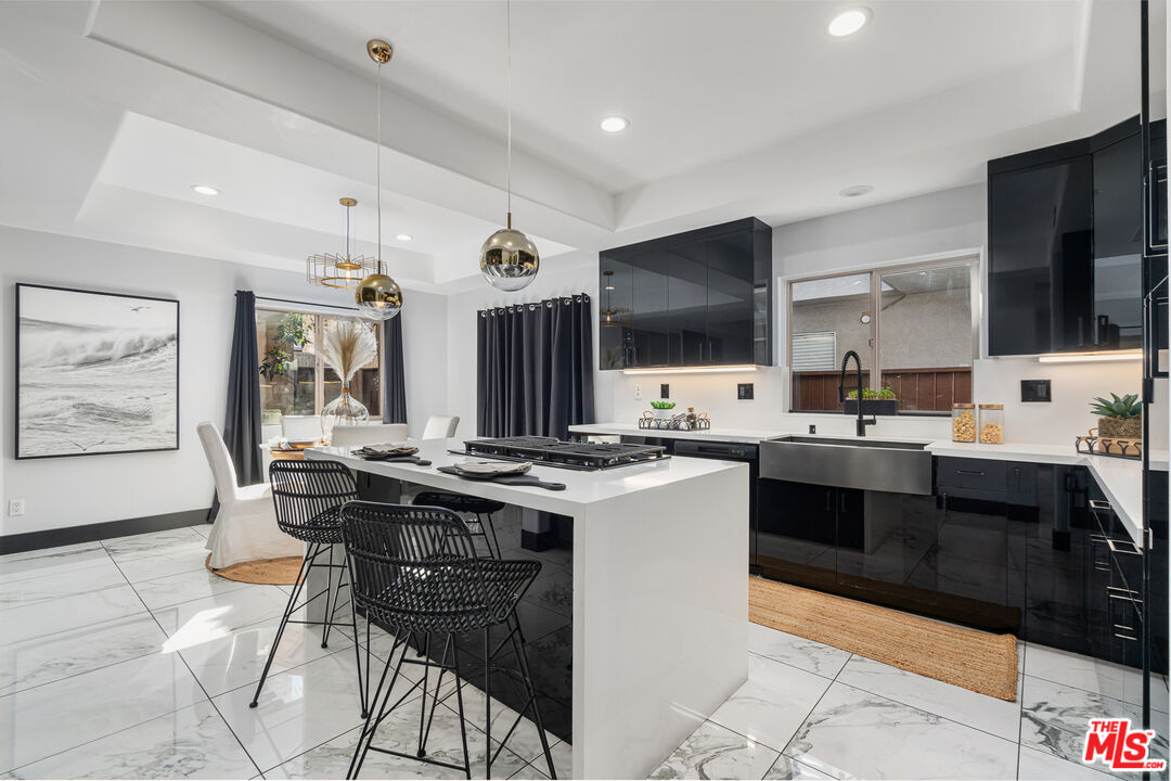 2018 Ruhland Avenue, Unit A Redondo Beach, CA 90278 - Photo 9 of 24 Gallery Image 9