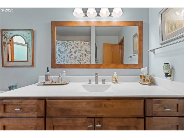 $599,900 | 2104 Northeast 165th Drive, Portland, OR 97230