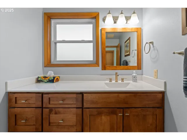 $599,900 | 2104 Northeast 165th Drive, Portland, OR 97230