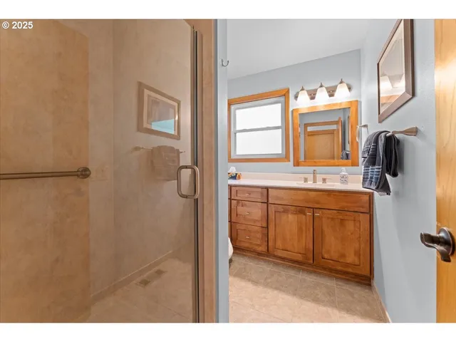 $599,900 | 2104 Northeast 165th Drive, Portland, OR 97230