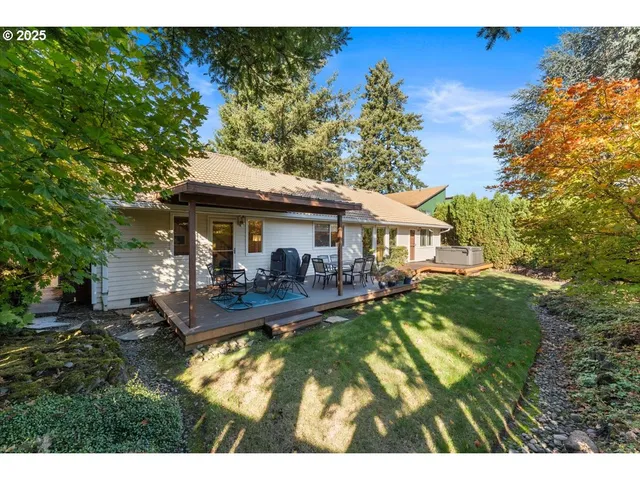 $599,900 | 2104 Northeast 165th Drive, Portland, OR 97230