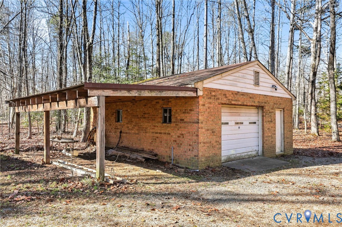 2410 Gobbler Ridge Road Powhatan, VA 23139 - Photo 11 of 74 Gallery Image 11