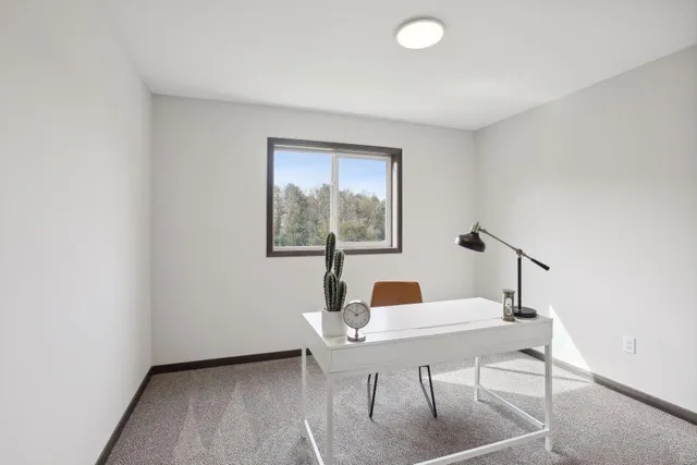 $500,000 | 21349 Cottonwood Street Northwest, Oak Grove, MN 55011