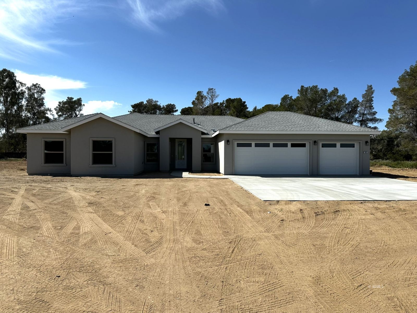 1615 Sydnor Avenue Ridgecrest, CA 93555 - Photo 1 of 39 Gallery Image 1